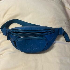 Coach blue jay pack. Has 2 compartments. New never used